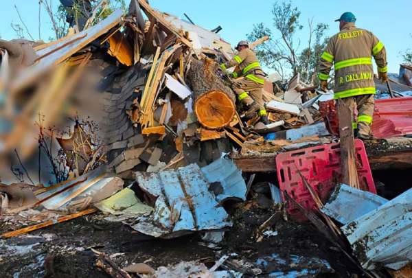 Un tornado registrado en la localidad de Perryton dej&oacute; tres fallecidos