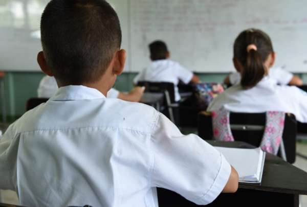 El Ministerio de Educaci&oacute;n estableci&oacute; nuevas medidas para estudiantes debido a la suspensi&oacute;n de energ&iacute;a en el pa&iacute;s.&nbsp;