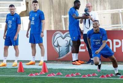 Mbapp&eacute; cambia el escenario de fichajes con sus declaraciones