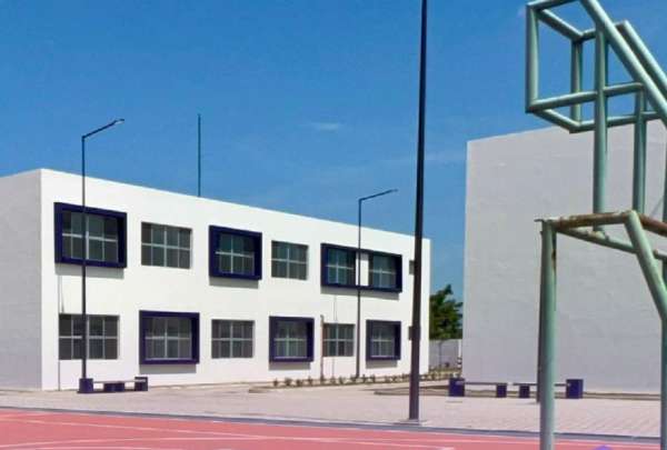 Cuatro Unidades Educativas est&aacute;n en su fase final de construcci&oacute;n. Est&aacute;n ubicadas en Guayaquil, Naranjito, Paj&aacute;n y Mej&iacute;a.
