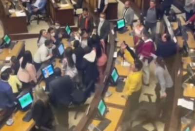 Asamble&iacute;stas Moreira y Arias protagonizaron altercado en la sesi&oacute;n del Pleno