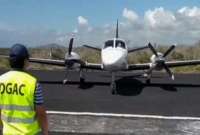 Rescatan con vida a dos tripulantes de la avioneta desaparecida en Gal&aacute;pagos