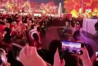 En un festival de China, un robot agredió a personas.