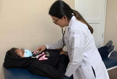 La atenci&oacute;n en los centros de salud se retom&oacute; en el pa&iacute;s, en el marco del conflicto interno armado. 15 hospitales activaron el C&oacute;digo Plata.