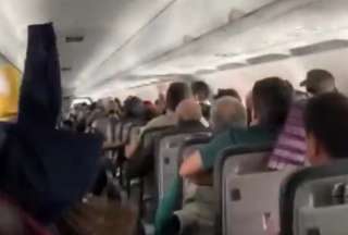 Chile: turbulencias durante un vuelo provocan momentos de p&aacute;nico