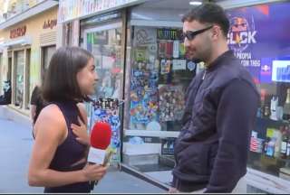 Hombre toc&oacute; el trasero de una periodista durante una transmisi&oacute;n en vivo
