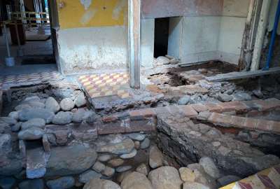 El interior de una vivienda ocultaba un tesoro arqueol&oacute;gico&nbsp;cuencano.