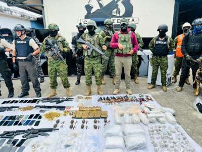 Los militares ingresaron a c&aacute;rceles de cuatro provincias.