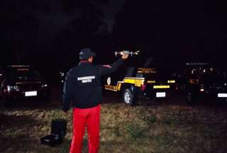 Controlan incendio forestal en la Tola Chica, Tumbaco