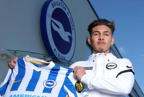 Jeremy Sarmiento renov&oacute; por cuatro temporadas m&aacute;s con el Brighton