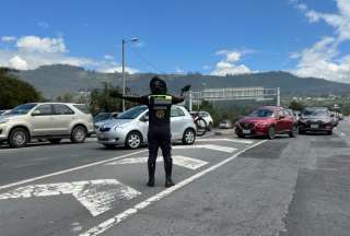Quito: Cierres viales  por trabajos en la avenida Sim&oacute;n Bol&iacute;var sector Guayllabamba