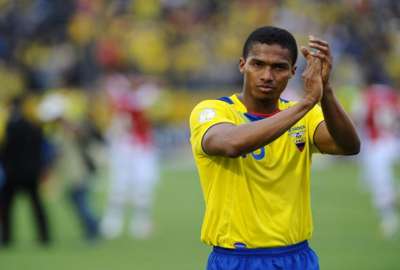 Antonio Valencia sali&oacute; en defensa de la selecci&oacute;n