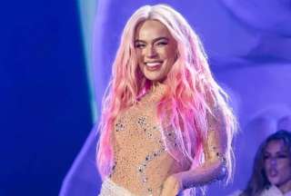 Acusan a Karol G de hacerle &ldquo;mal de ojo&rdquo; a una fan durante un concierto