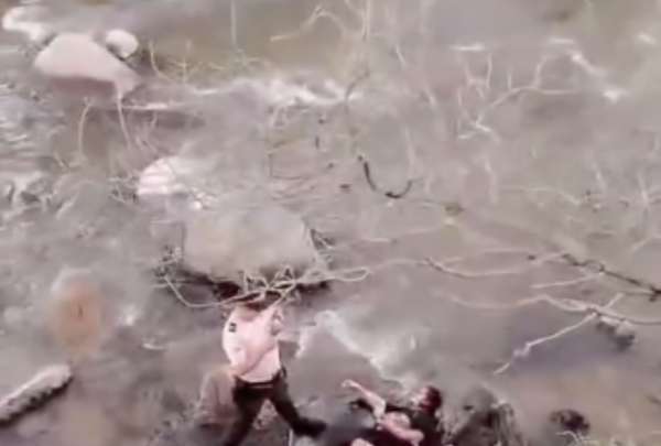 Seg&uacute;n informaci&oacute;n de la Polic&iacute;a Nacional, la mujer se prendi&oacute; fuego y se lanz&oacute; al r&iacute;o Tomebamba en Cuenca.