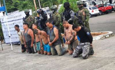Los sospechosos fueron detenidos en Manab&iacute;. 