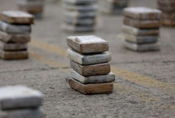 Tres personas recibieron prisi&oacute;n preventiva por presunto narcotr&aacute;fico a gran escala