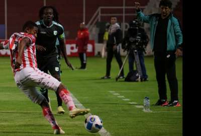T&eacute;cnico Universitario no pudo contra Cumbay&aacute;