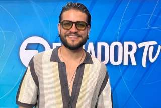 Javier Neira n&uacute;mero uno en Spotify por su canci&oacute;n Vuelvo a nacer en Ecuador