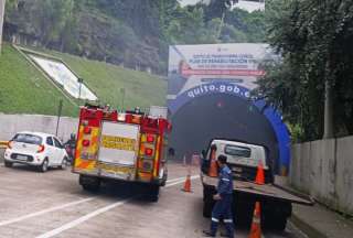 Cierre del t&uacute;nel Guayasam&iacute;n por el incendio de un veh&iacute;culo