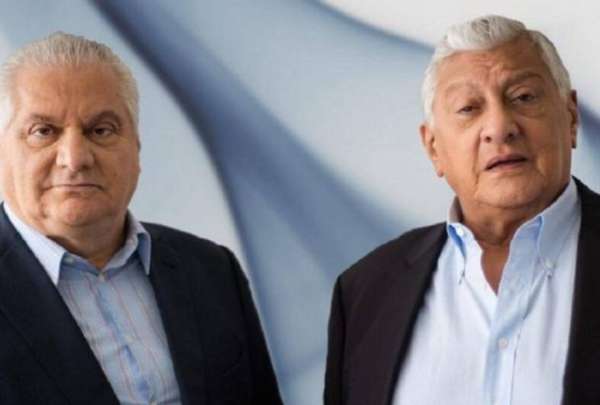 Gobierno emite pasaportes para Roberto y William Isa&iacute;as por posible deportaci&oacute;n