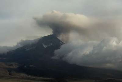 La nube tiene contenido moderado de ceniza y podr&iacute;a generar ca&iacute;da de ceniza en el cant&oacute;n Latacunga.