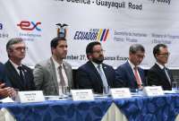 Los estudios de la v&iacute;a Cuenca-Guayaquil ser&aacute;n desarrollados en un plazo de 10 meses.