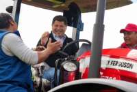 Productores recibieron equipos, insumos y certificados por parte del Ministerio de Agricultura.