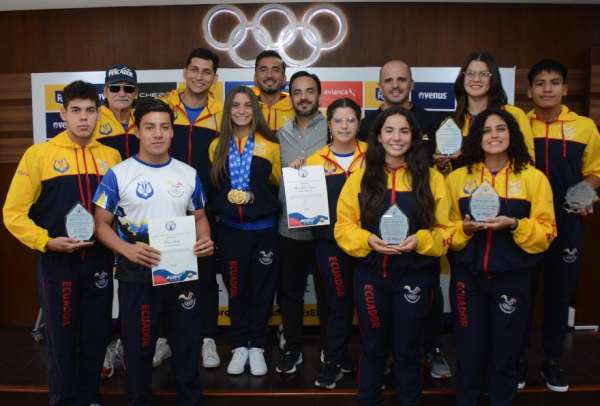 La delegaci&oacute;n ecuatoriana destac&oacute; en los campeonatos mundiales de apnea indoor y nataci&oacute;n con aletas. 