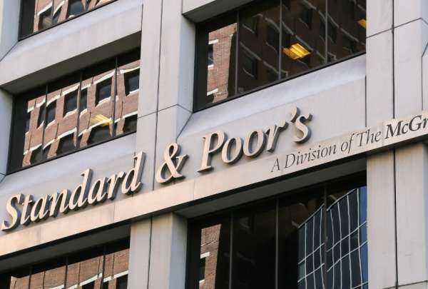 Ecuador mejor&oacute; su informaci&oacute;n crediticia internacional seg&uacute;n Standard & Poor&rsquo;s