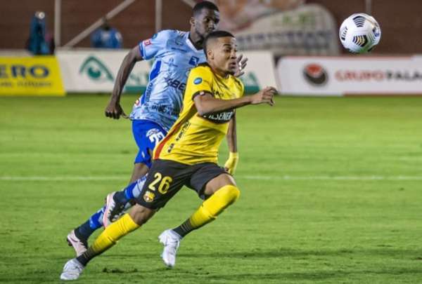 Club Le&oacute;n confirm&oacute; la llegada de Byron Castillo a sus filas