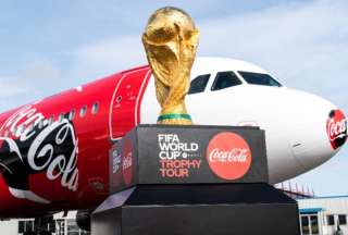 El trofeo de la Copa Mundial de la FIFA&trade; llega a Ecuador