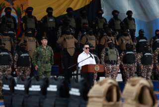 Presidente Noboa critic&oacute; a jueces constitucionales y reiter&oacute; su llamado a movilizaci&oacute;n pac&iacute;fica el martes