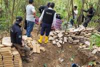 La Policía incautó dos toneladas de droga en Jama, Manabí.