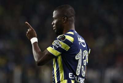 &Eacute;nner Valencia marc&oacute; cuatro goles y es el m&aacute;ximo anotador de la Superliga de Turqu&iacute;a.