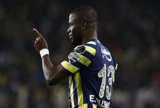 &Eacute;nner Valencia marc&oacute; cuatro goles en el triunfo del Fenerbahce
