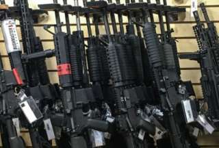 Edad m&iacute;nima para comprar rifles de asalto en Nueva York subi&oacute; de 18 a 21 a&ntilde;os