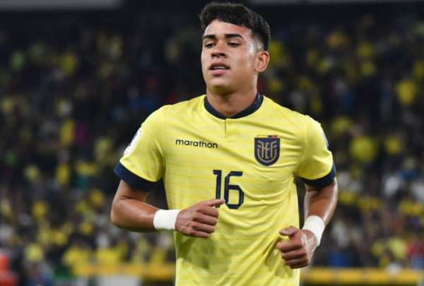 Kendry P&aacute;ez definir&aacute; su futuro en Europa