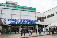 La secretaria general del Sindicato Nacional Único de Obreros del Instituto Ecuatoriano de Seguridad Social (IESS) es investigada por presuntos actos de corrupción y nepotismo en el IESS de Azuay y en el sistema de salud.