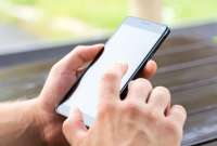 Siete trucos para dejar la adicci&oacute;n al celular