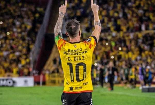 Dami&aacute;n D&iacute;az podr&iacute;a volver al f&uacute;tbol ecuatoriano