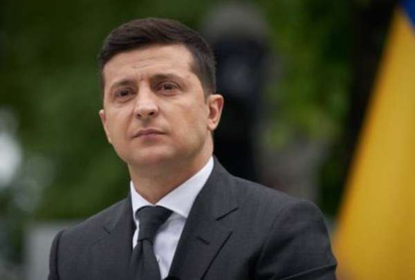 Presidente de Ucrania est&aacute; dispuesto a negociar con Rusia 