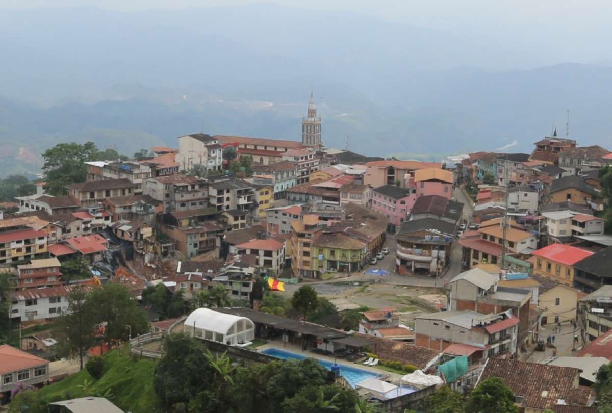 Fuerzas Armadas recuperaron cuerpos de dos personas en mina de Zaruma