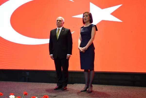 T&uuml;rkiye y Ecuador conmemoraron los 101 a&ntilde;os de la Proclamaci&oacute;n de la Rep&uacute;blica en un evento realizado en Quito.