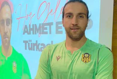 Ahmet Ey&uuml;p T&uuml;rkaslan era el guardameta suplente del Yeni Malatyaspor, en el f&uacute;tbol turco.