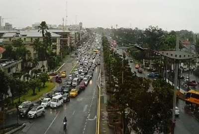 Desde Guayaquil tambi&eacute;n se report&oacute; congesti&oacute;n por intervenci&oacute;n en el puente Unidad Nacional.