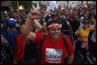 Siete fallecidos por choques con las fuerzas de seguridad en las protesta en apoyo del expresidente Pedro Castillo, en Perú.