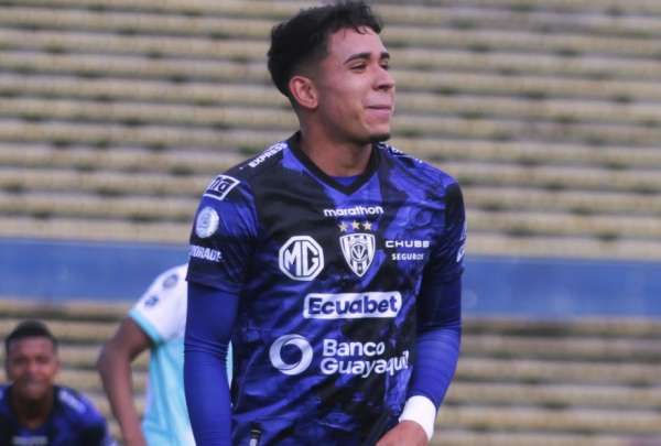 Kendry P&aacute;ez sigue destacando desde los n&uacute;meros