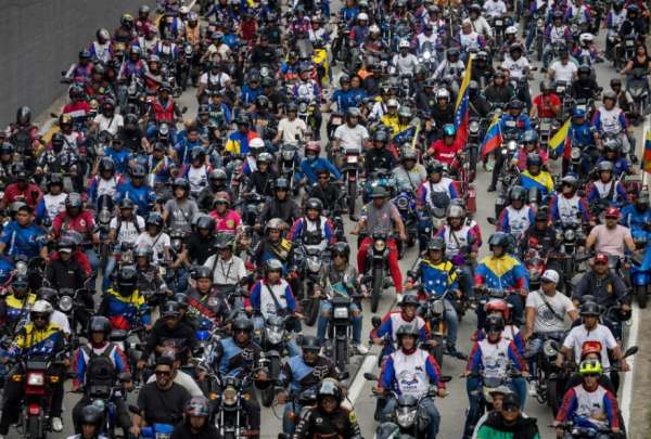 Oficialismo moviliza a simpatizantes en apoyo a Maduro y contra acciones de Washington