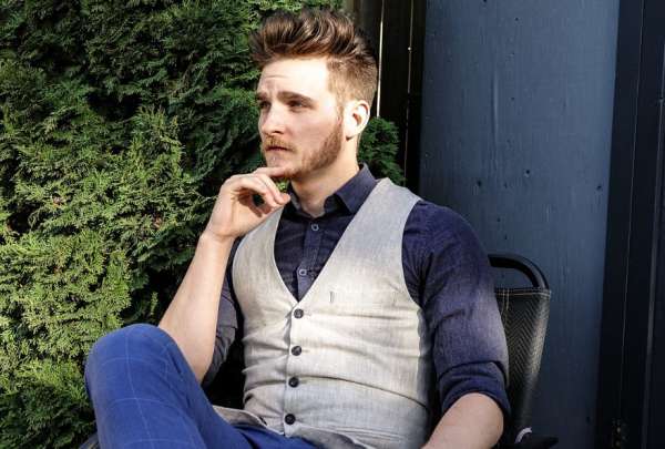 Hombres atractivos se aprovechan de su belleza m&aacute;s que las mujeres