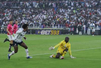 Mois&eacute;s Ram&iacute;rez fue se&ntilde;alado como el principal culpable en el gol de Liga de Quito